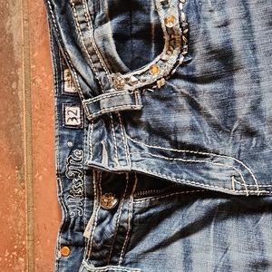 Size 32 MissMe Capri jeans